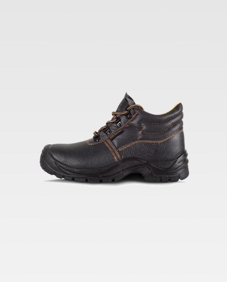 PAR BOTAS PIEL HIDROF. CORDONES