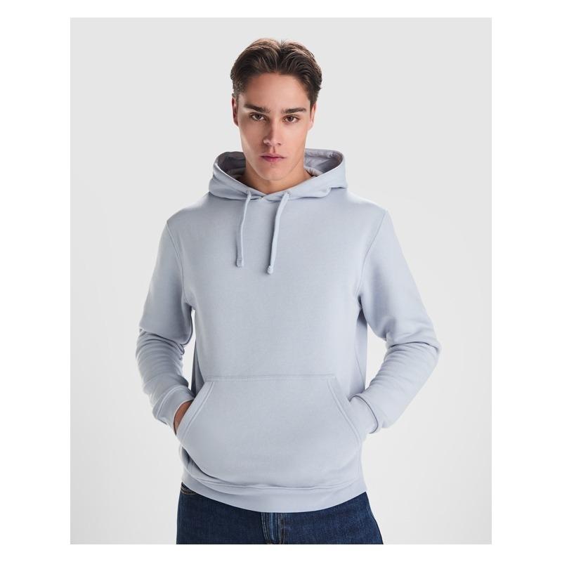 SUDADERA URBAN CON CAPUCHA .